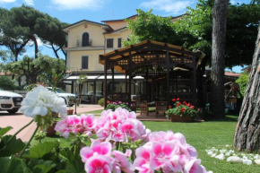 Hotel Virginia Marina Di Massa